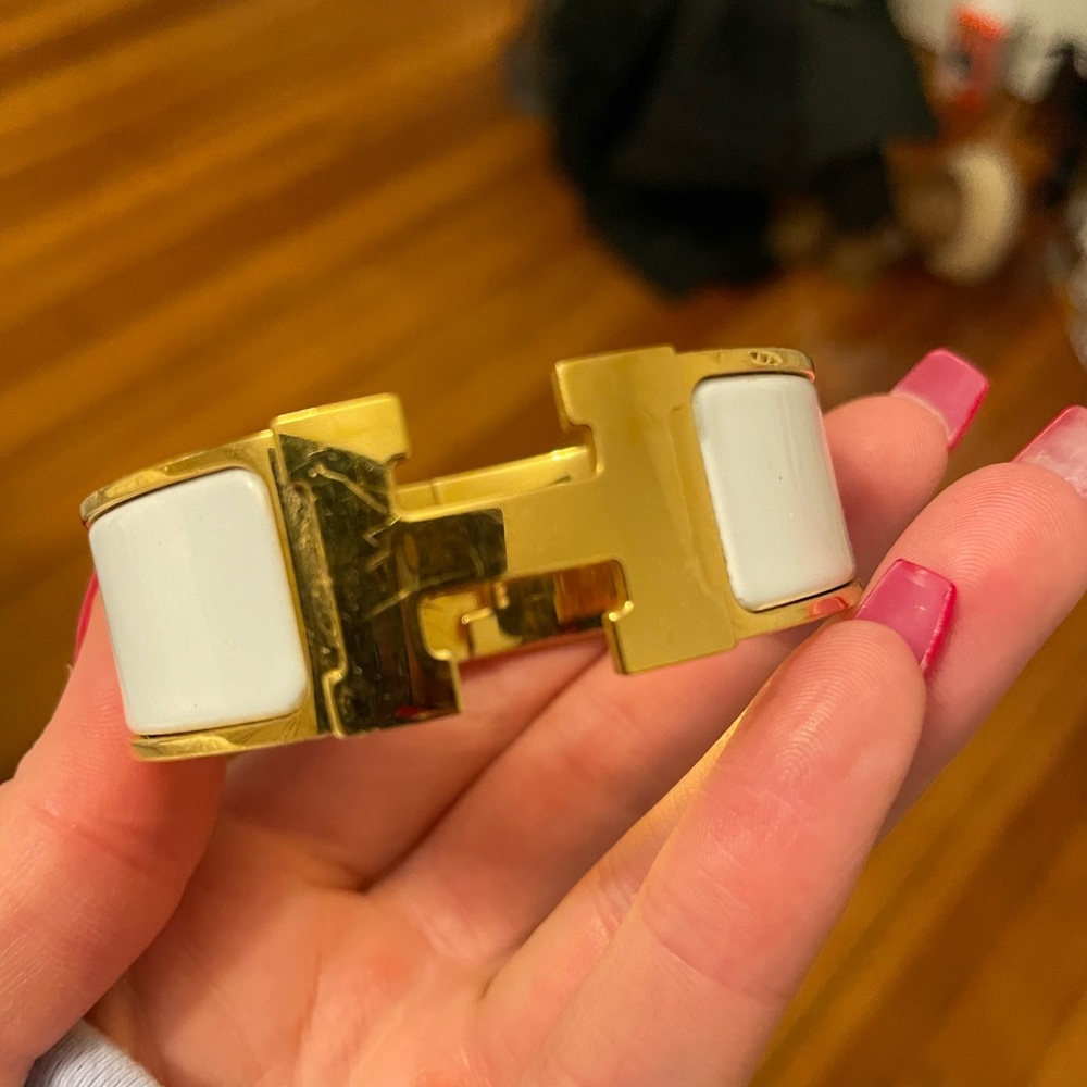 Authentic white click claq h Hermes bracelet